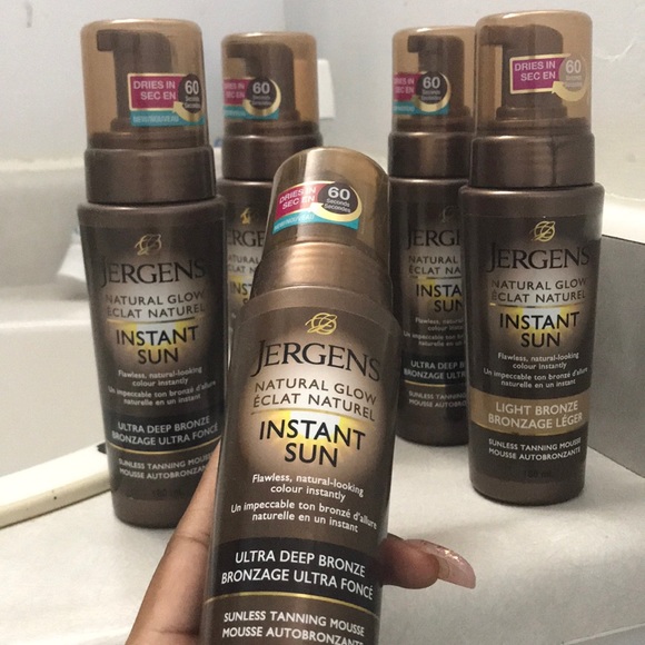 Jergens natural glow instant tanning mousse - Picture 2 of 2